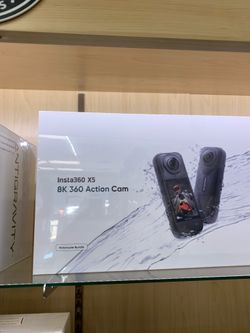 Insta360 X5 Motorcycle Bundle