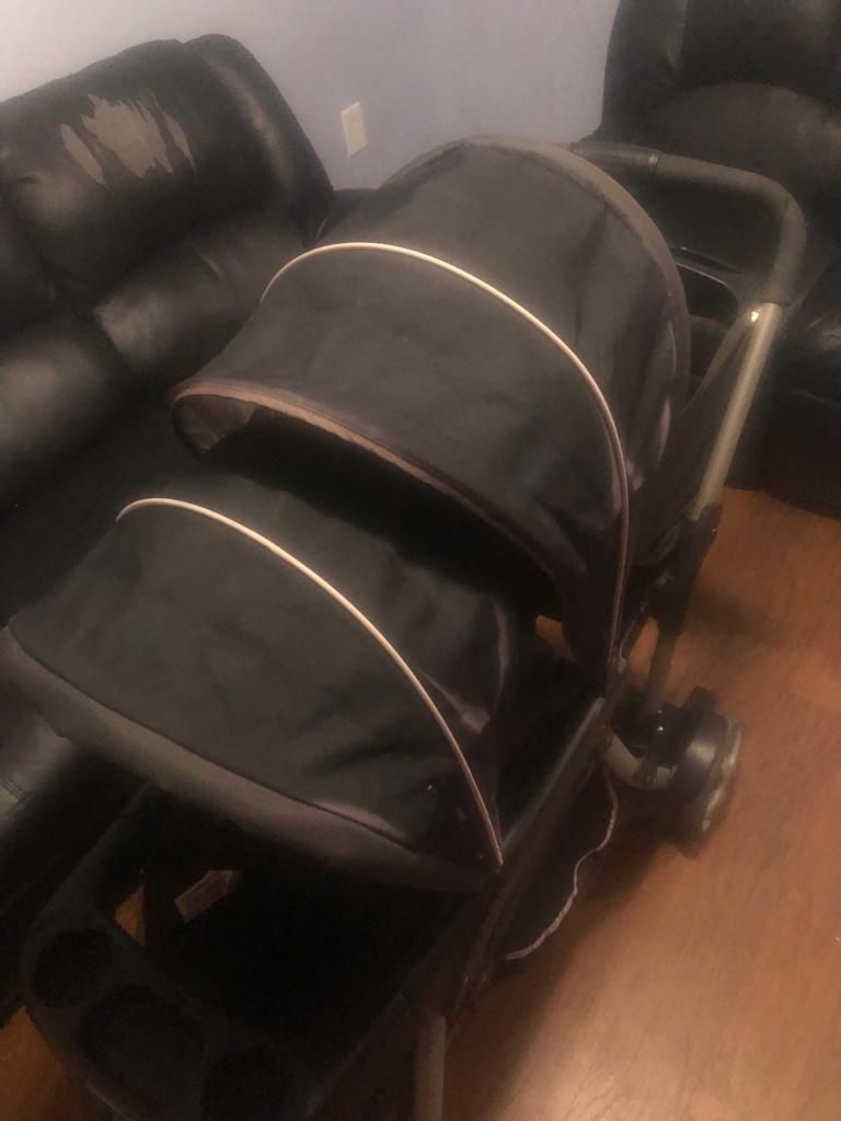 Double stroller in good working condition