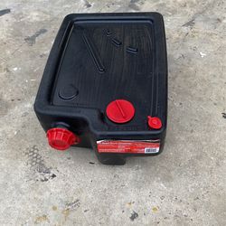 10 Quart Drain Container 