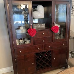 China hutch discount with wine rack