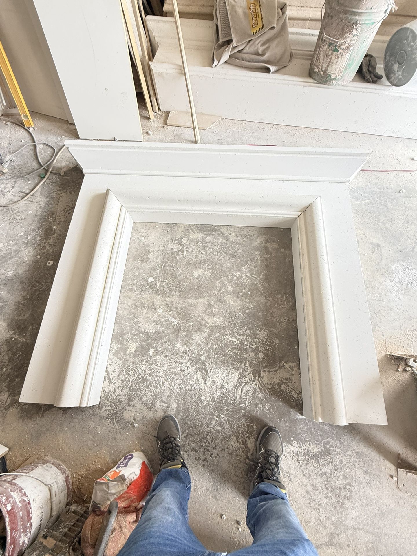 FIREPLACE SURROUND MANTEL