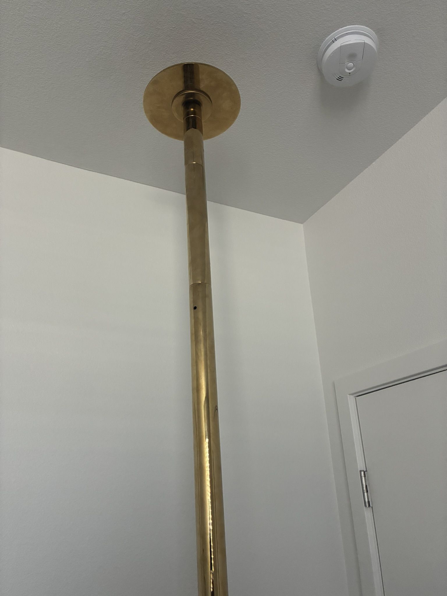 Stripper Pole (Gold)
