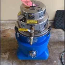 DCM HEPA AIR VACUUM 