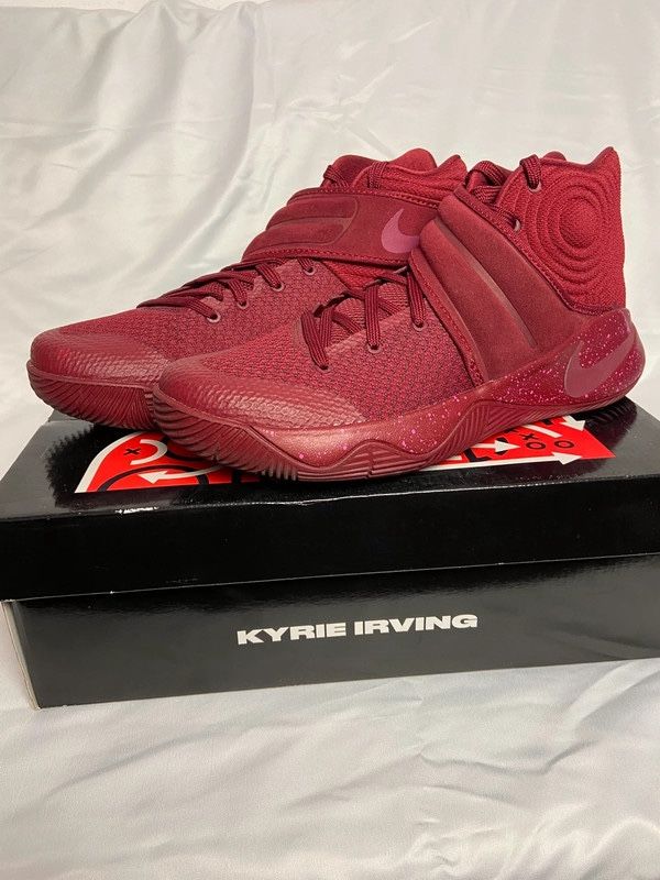 KYRIE IRVING 2 RED VELVET