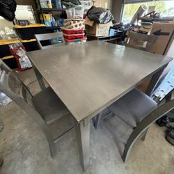 Dining / Kitchen Table