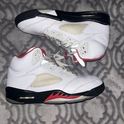 Jordan 5 White Fire Red Size 11
