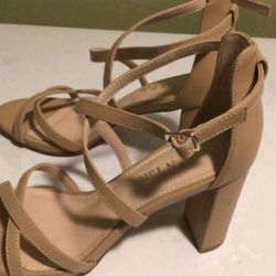 Ladies Shoe’ N Tale High Heel Shoes 