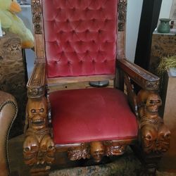 Large Skull Chair