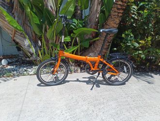 Folding bicycle by Solorock. Excellent Condition!