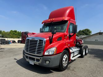 2014 Freightliner Cascadia 113 Daycab