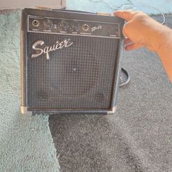 Squier Guitar Amplifier 