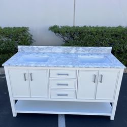 60-in White Bathroom Vanity with Carrara White Natural Marble Top,2104-C837D