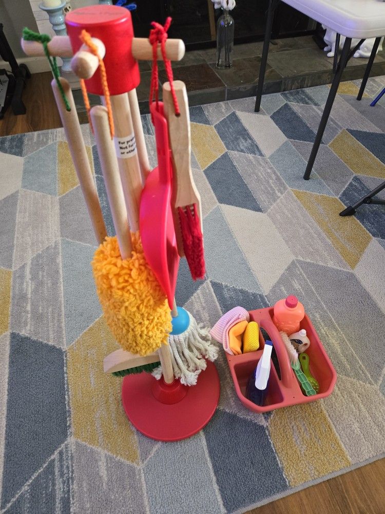 Melissa And Doug Broom Set Toy