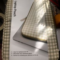U Brand target Laptop Pouch