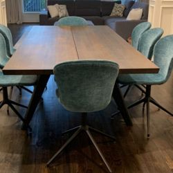 Dining Table  FROM Bo Concept 