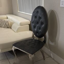 Accent chair