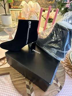 Black boots $45