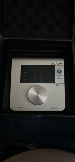 Zoom Tac Interface no Thunder Bolt cable