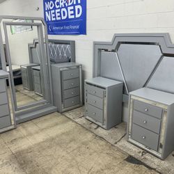 New Grey Bedroom Set (King/Queen/Full)