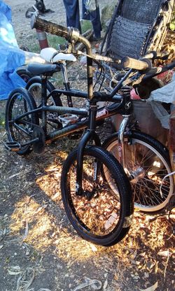 2 Old School 20in Diamondback BMX Bikes