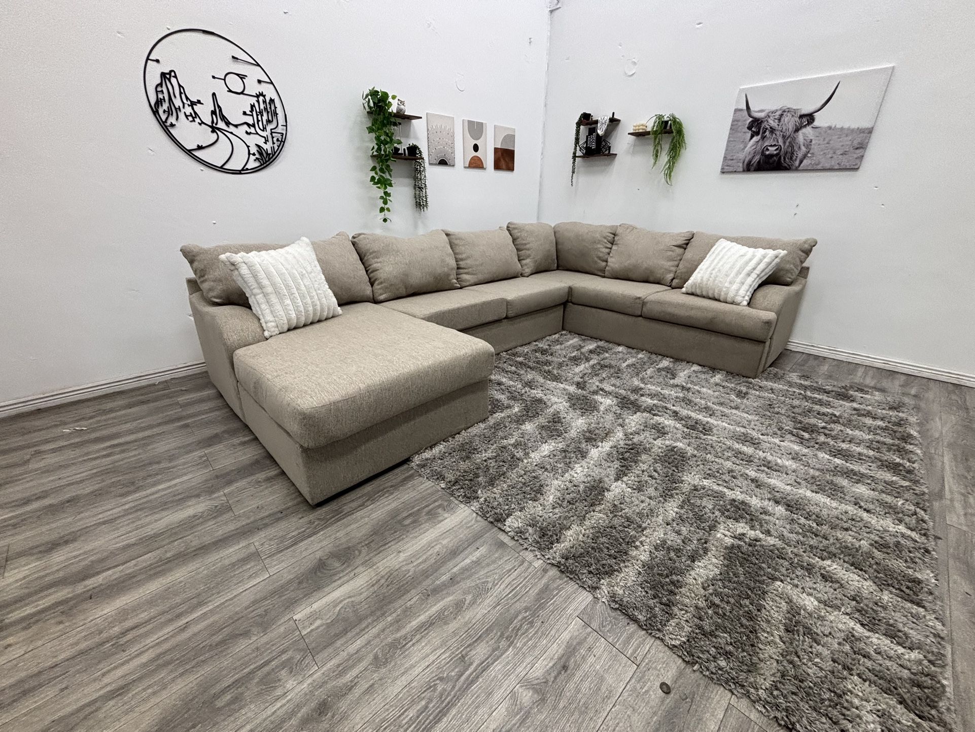 Sectional Couch - Free Delivery