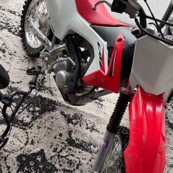 2017 CRF  125 Honda