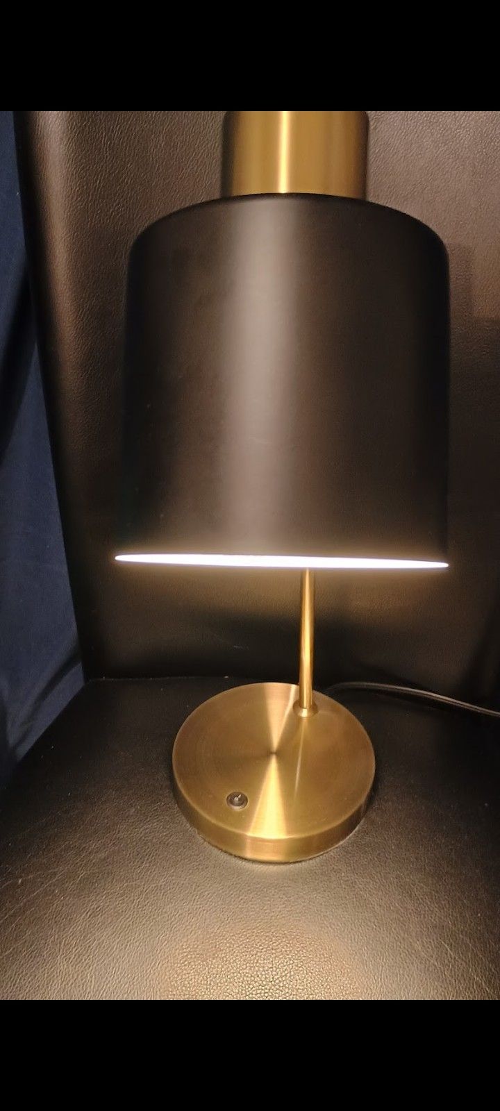 Desk Lamp/Table Lamp With USB Connection