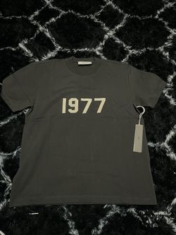 Authentic Fear of God ESSENTIALS T-shirt NWT Sz XS