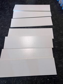 7 White Shelf and 7 Bracket / Bundle