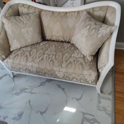 Thomasville Loveseat 