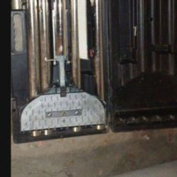 Crain Carpet Strecher Good Condicion 185.00