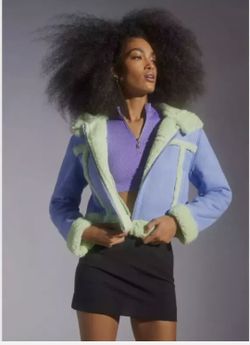 Urban Outfitter Roselyn Jacket Blue Faux-Shearling Coat Zip Fur Hooded Crop