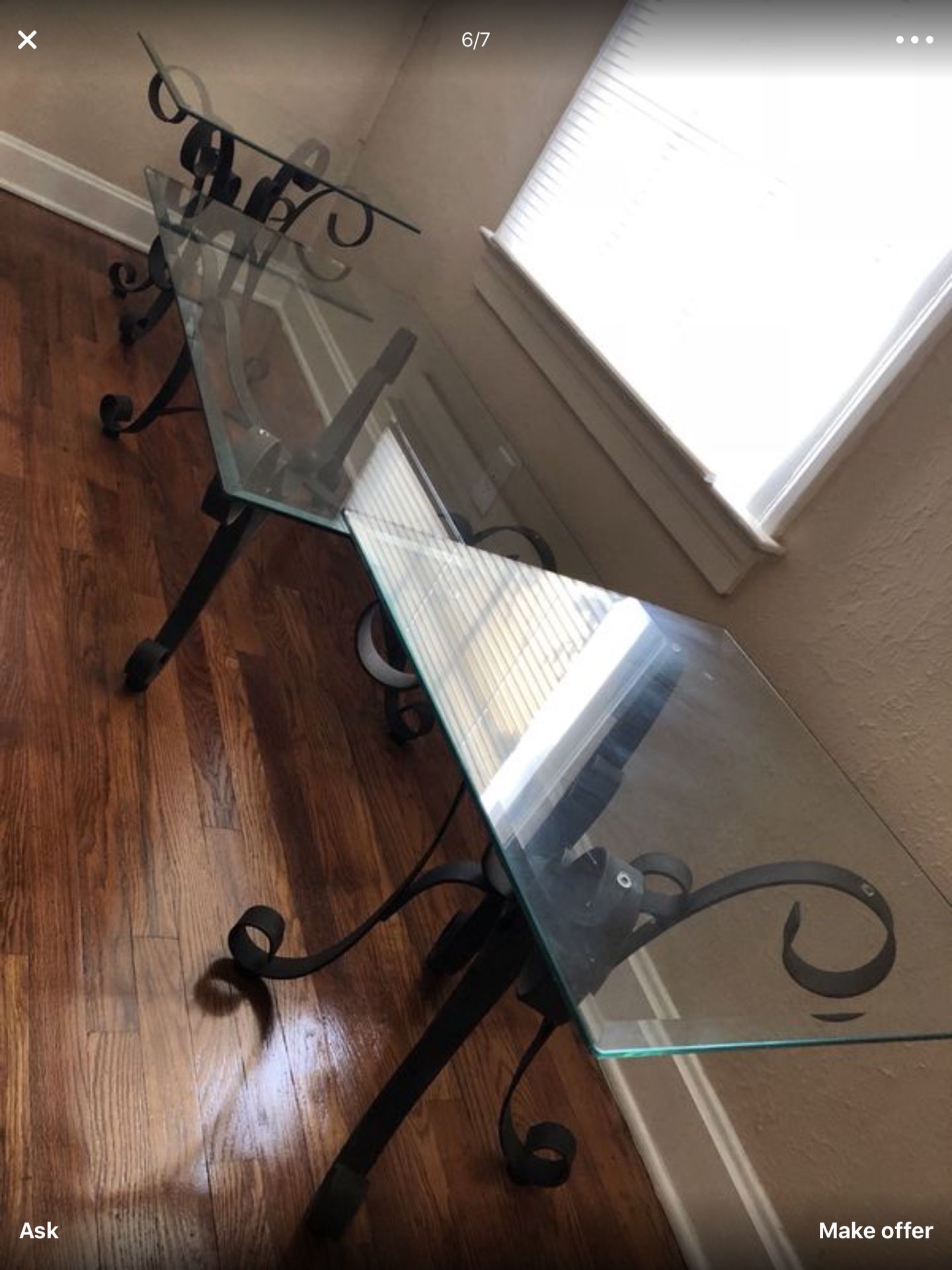 Glass cocktail + 2 end tables