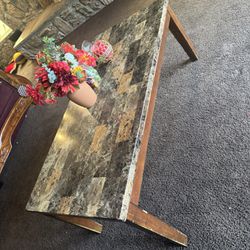 Carpet And Table Set 