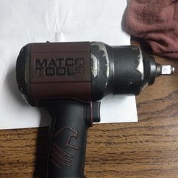 *$185* Need Gone Asap 1250 Pounds Of Breakaway Torque **OBO MAKE OFFER**$$185 Matco 1/2in Drive Air Impact Wrench MT2739 Is Part Number 