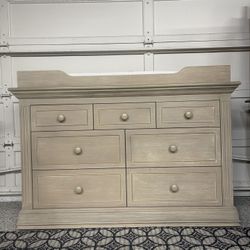 Sorelle providence Solid Wood Double Dresser 