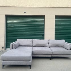 Midcentury Modern Sectional Couch *Delivery Available*