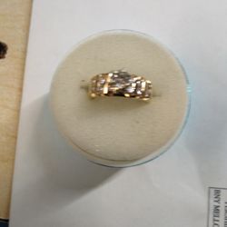 14kt Yellow Gold Diamond Ring 