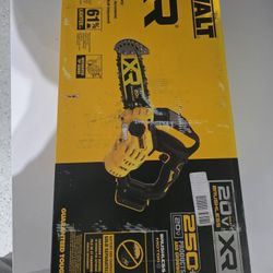 Dewalt Pruning Chainsaw 