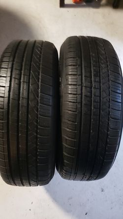 Dunlop in good condition 2 tires 215 65 16 good tread