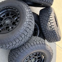 Jeep Wrangler rims and tires