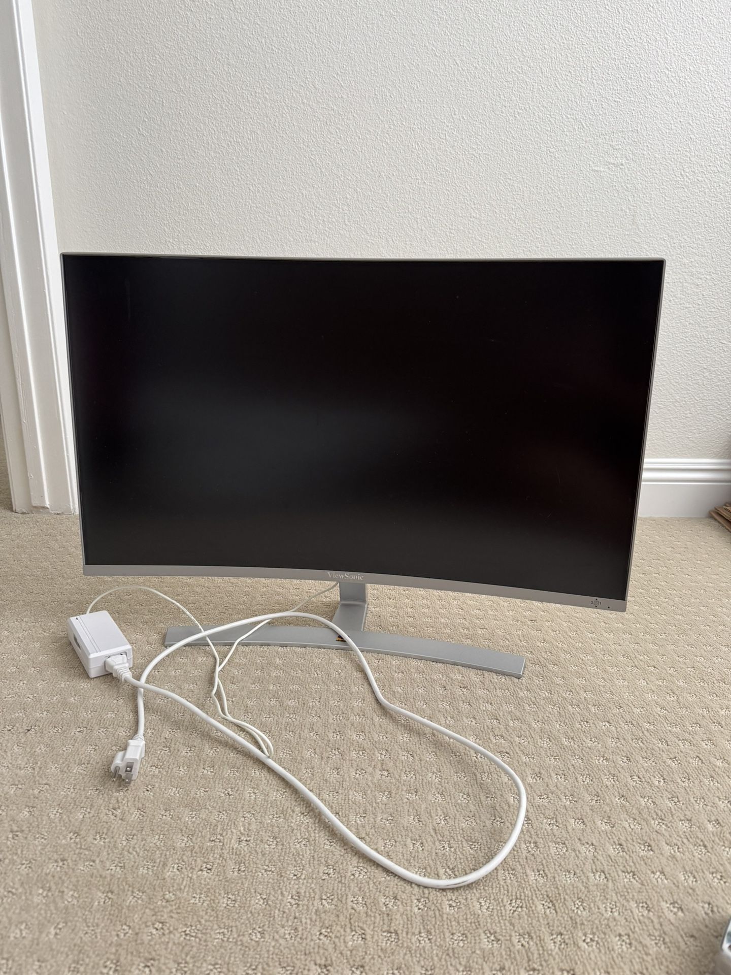 32” Curved Computer Monitor - ViewSonic