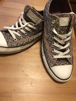 New converse, size 7
