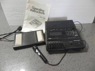 PANASONIC RR-830 CASSETTE RECORDER W/FOOT PEDAL, MIC, AND MANUAL