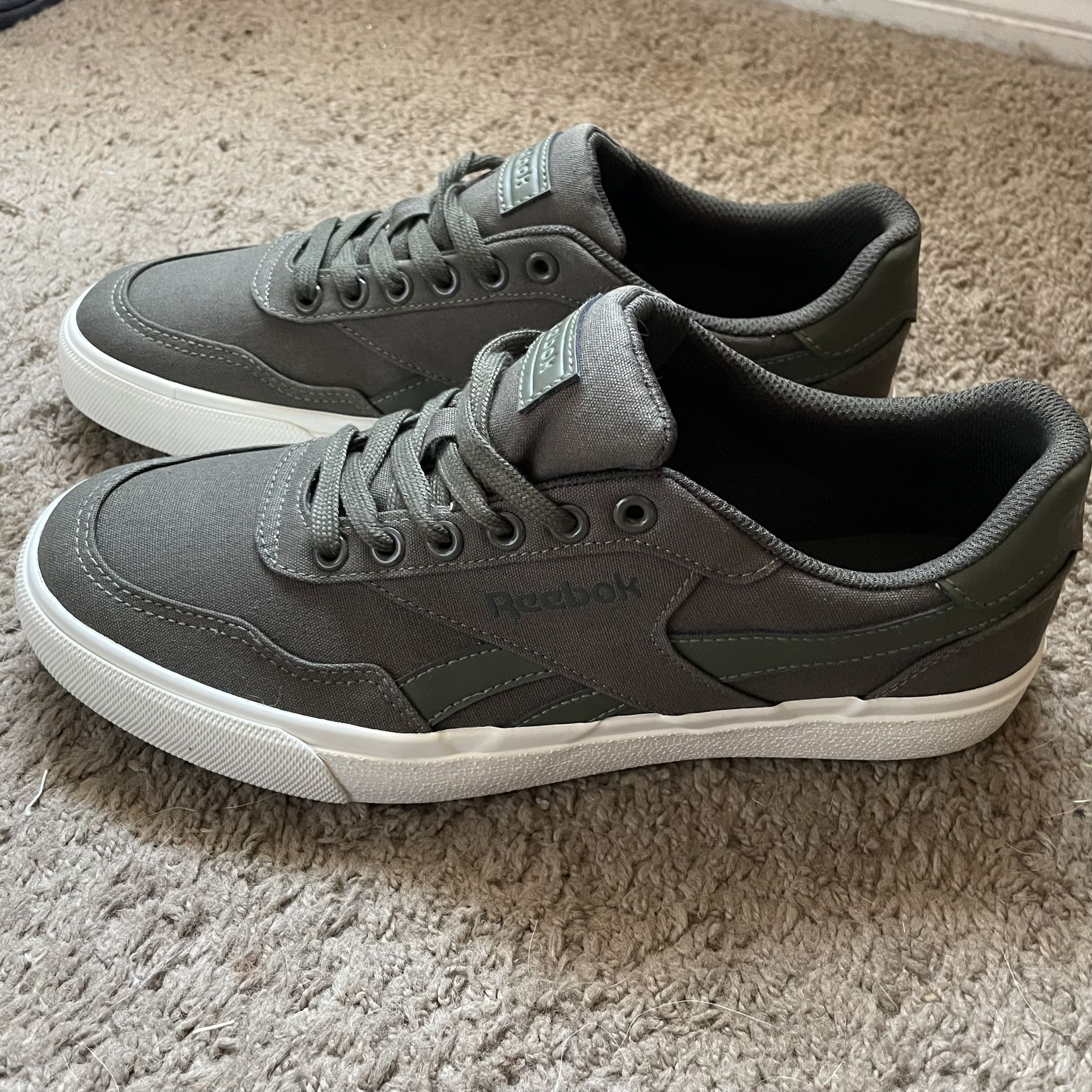 Mens Reebok Galaxy Y8 Shoes Size 9.5 Low Taupe/green Vans Converse