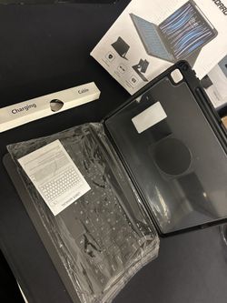 Magnetic Ipad Case With Keyboard