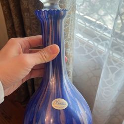Moran blue glass decorate with stopper