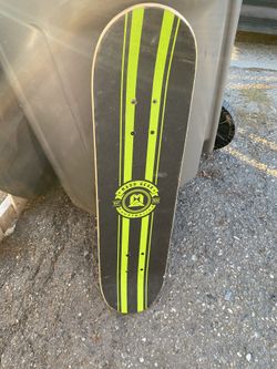 (New) Madd Gear Skateboard