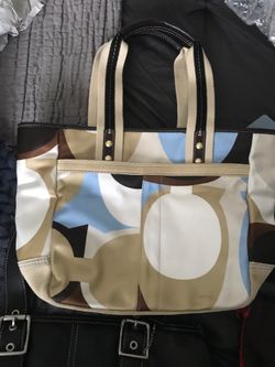 Coach purse excellent condition