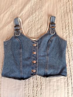 Levi’s Button-Down Denim Vest